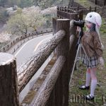 スタンドや支え棒を消して、より自然なドール写真に仕上げよう